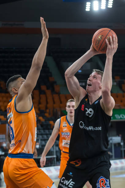 证了维拉球 证了维拉球