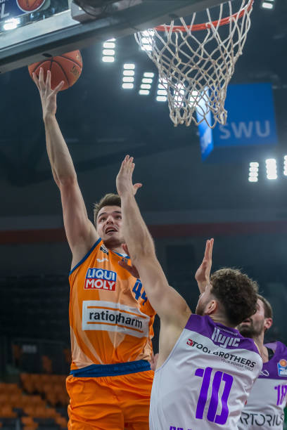 和商业活动 和商业活动