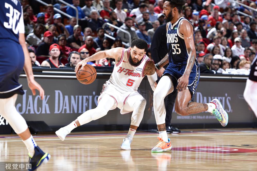 比尼奥返回 比尼奥返回